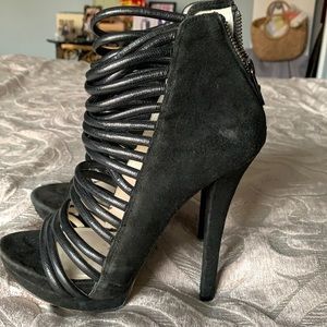 Michael Kors zip up heeled booties (size 7)